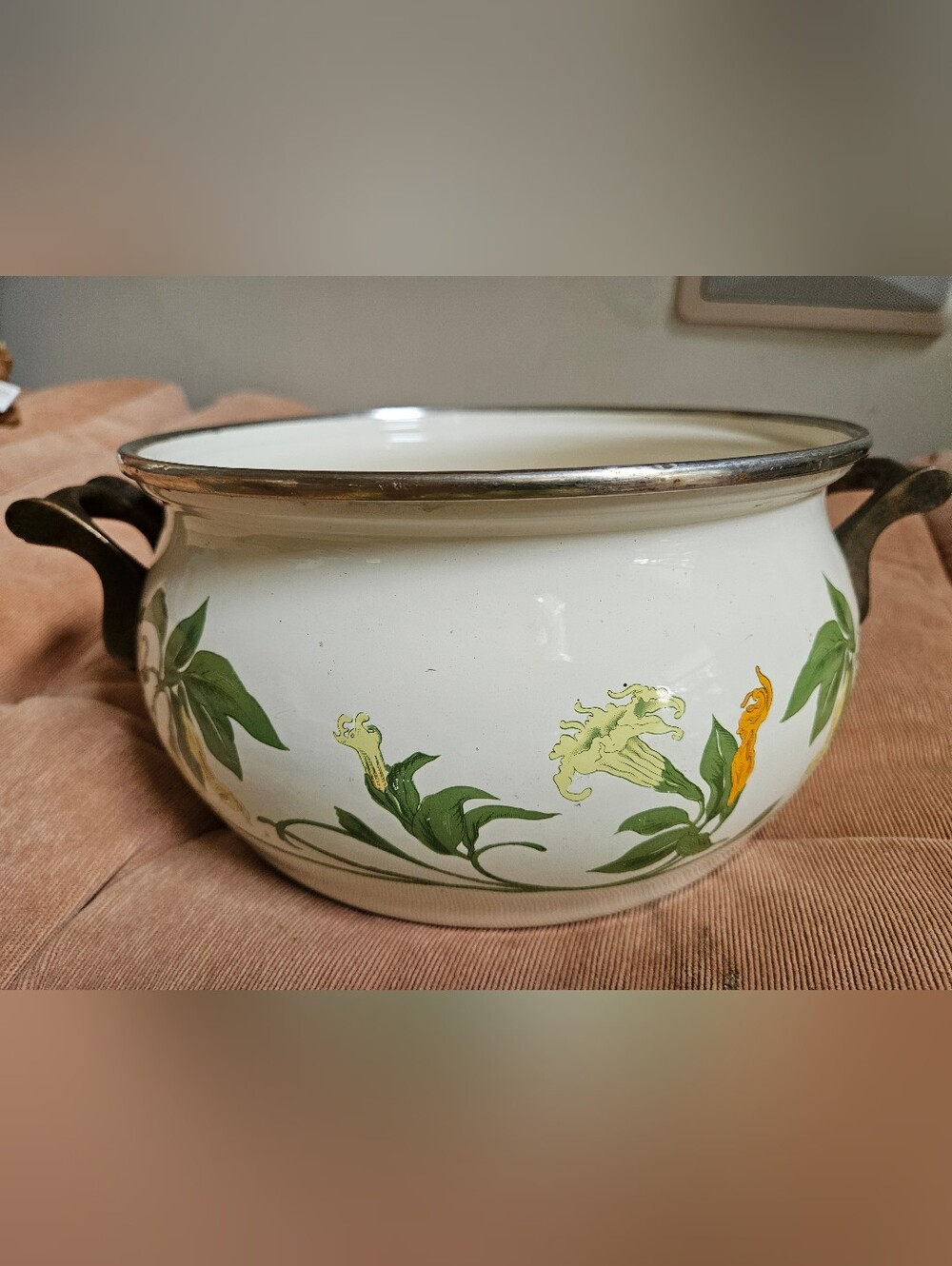Vintage ASTA White Pot with Floral Print And Metal Handles